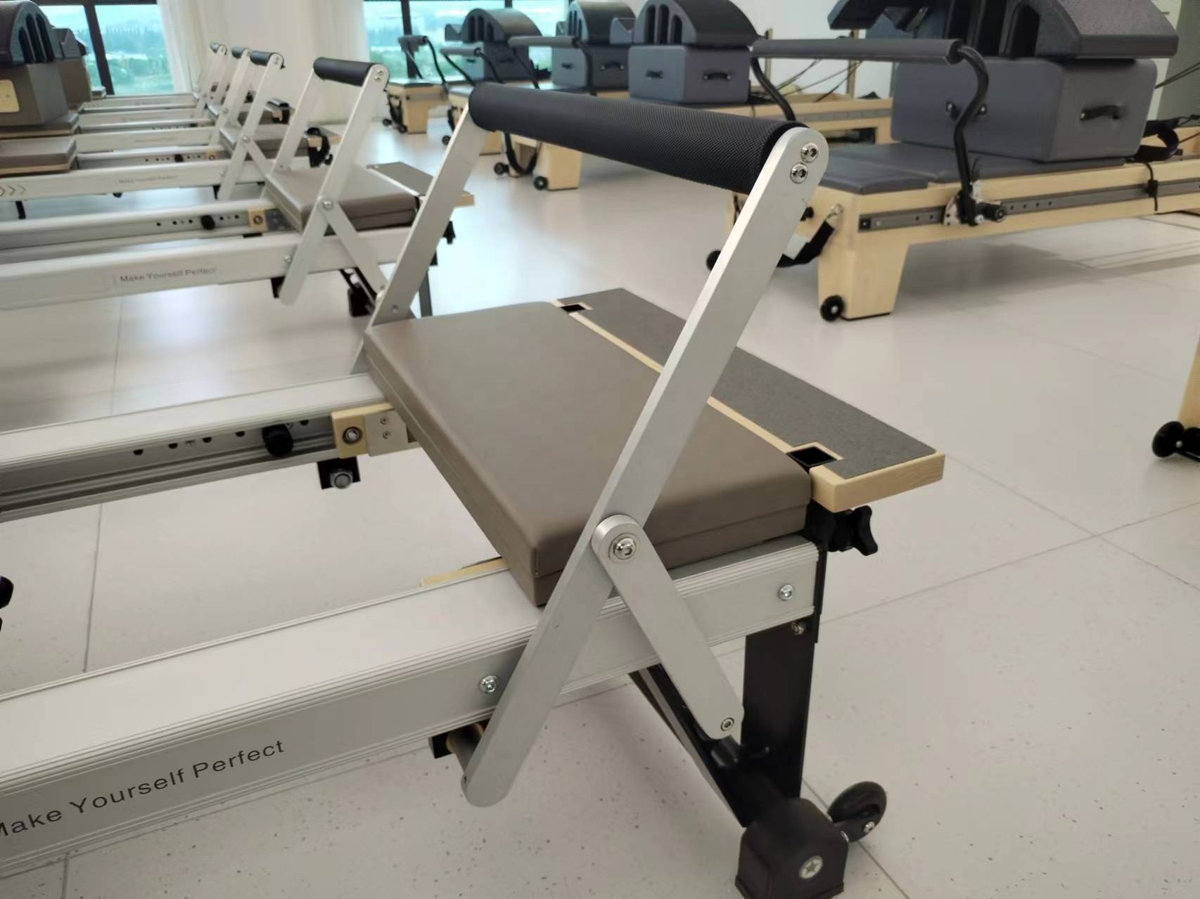 Profesjonalna maszyna do pilat – Pilates Yoga Machine recenzja i cena